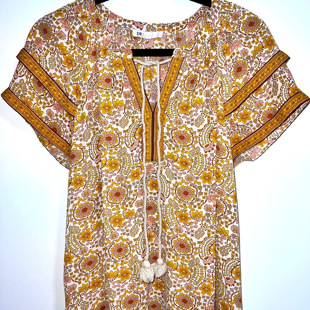 Mustard print summer top!